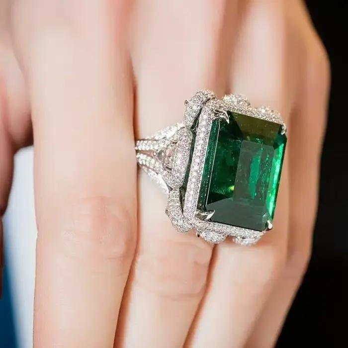 Bague en diamant émeraude de laboratoire Vintage