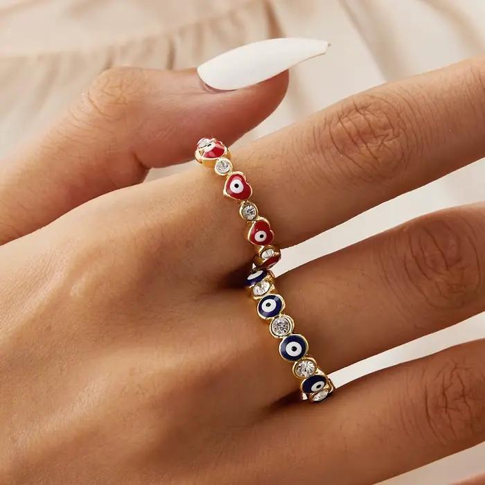Bague d'alliance œil turc porte-bonheur tendance pour femmes avec cristaux colorés ronds, idéale pour mariage, anniversaire et autres occasions spéciales