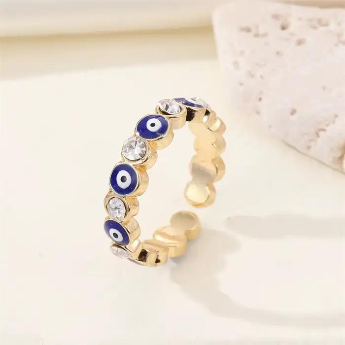 Bague d'alliance œil turc porte-bonheur tendance pour femmes avec cristaux colorés ronds, idéale pour mariage, anniversaire et autres occasions spéciales