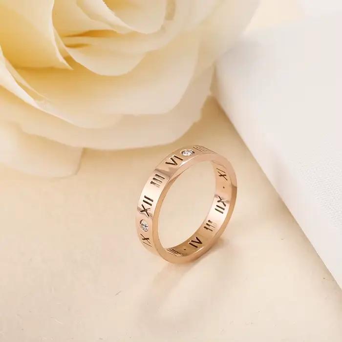Anneau de Mariage en Titane et Acier avec Zircone Cubique et Strass Romains pour Femme Occasions Spéciales