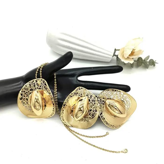 Ensemble de bijoux plaqué or 18 carats de Dubaï