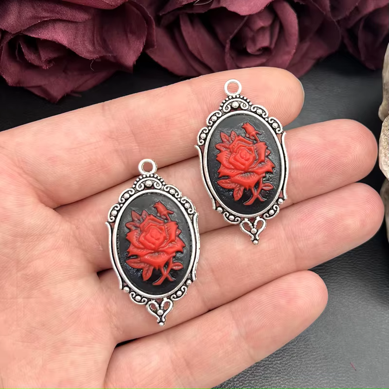 Breloque camée gothique Rose rouge, réglage orné noir, pendentif Rose victorien Vintage, accessoires