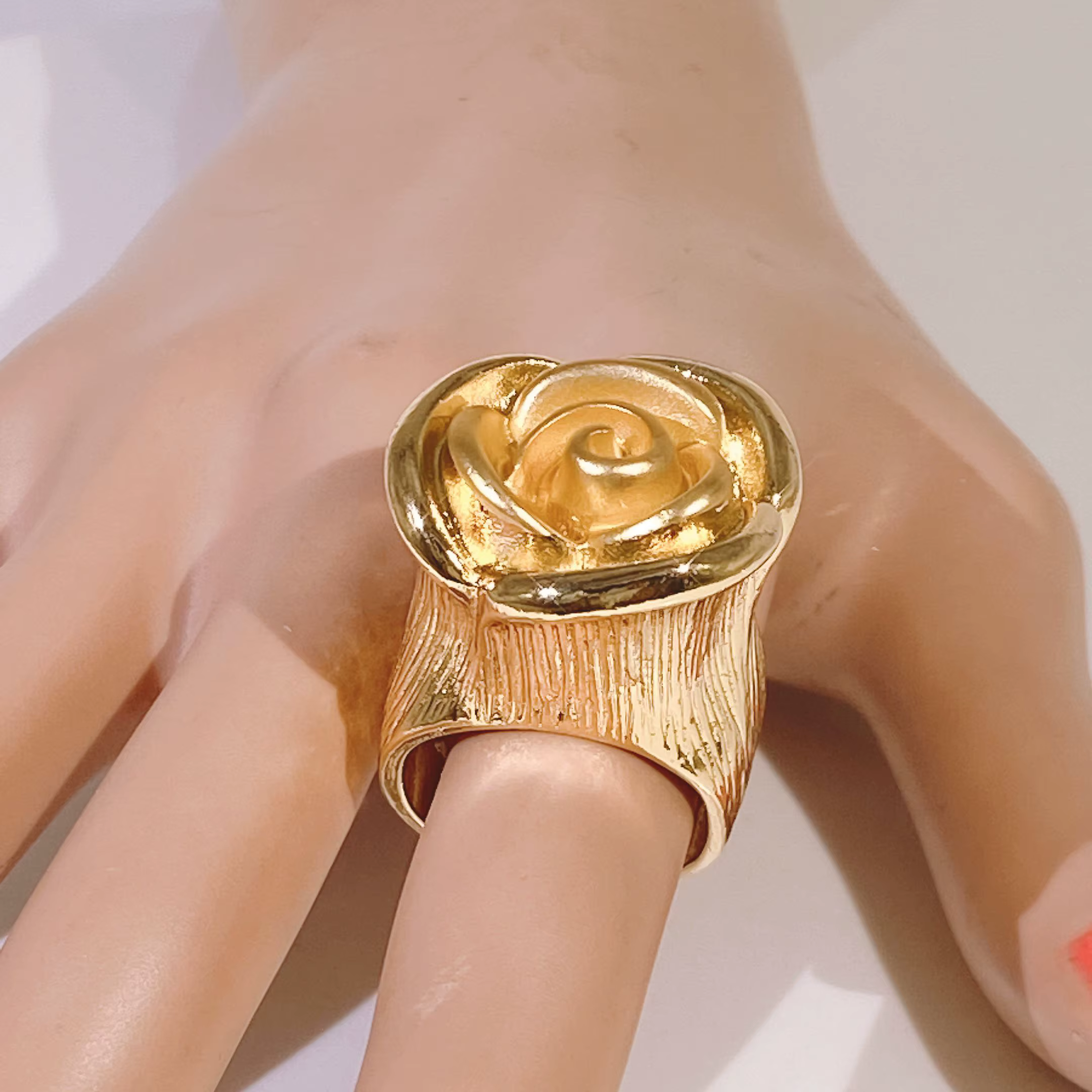 Bague en or 18 carats plaqué or du Brésil pour femme, motif fleur rose, design tendance, accessoires