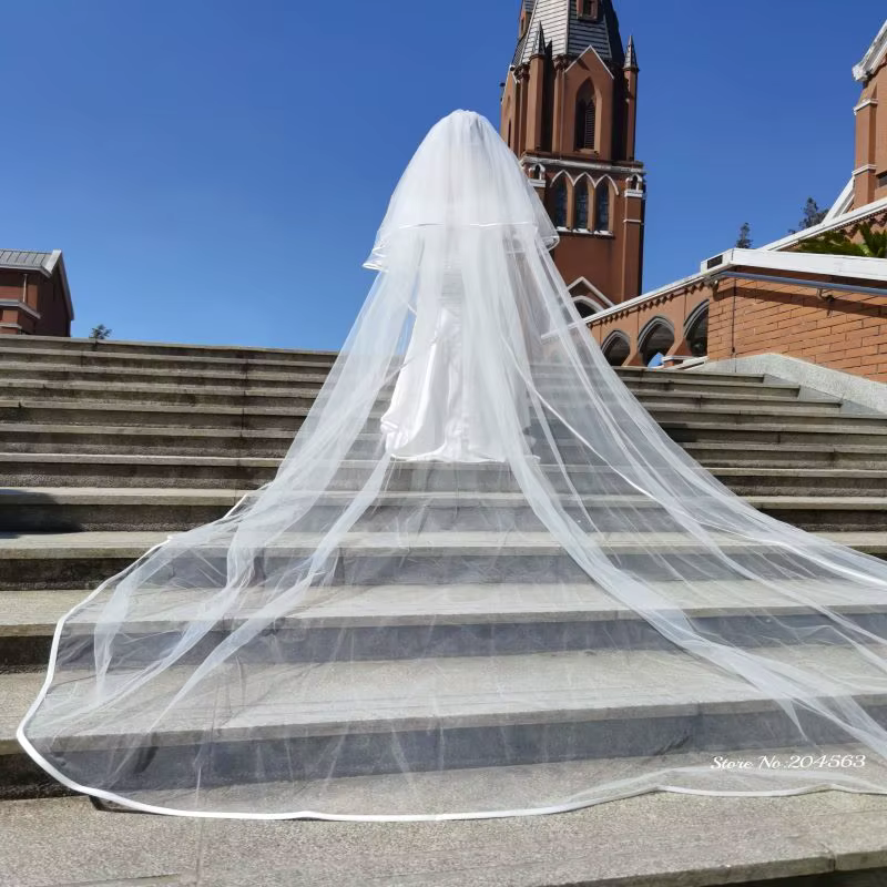 Voile de mariage romantique à deux couches avec bord de ruban, voile d'église pour mariée avec peign