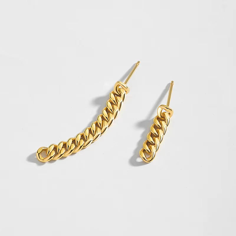 Amaiyllis 925 en argent Sterling mode asymétrique personnalité torsion chaîne boucle d'oreille lumiè