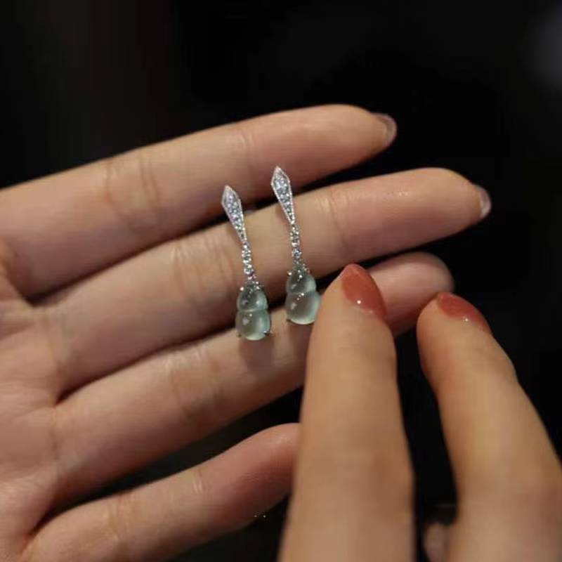 Boucles d'oreilles en calcédoine de glace naturelle pour dames, design indépendant, bijoux exquis, l