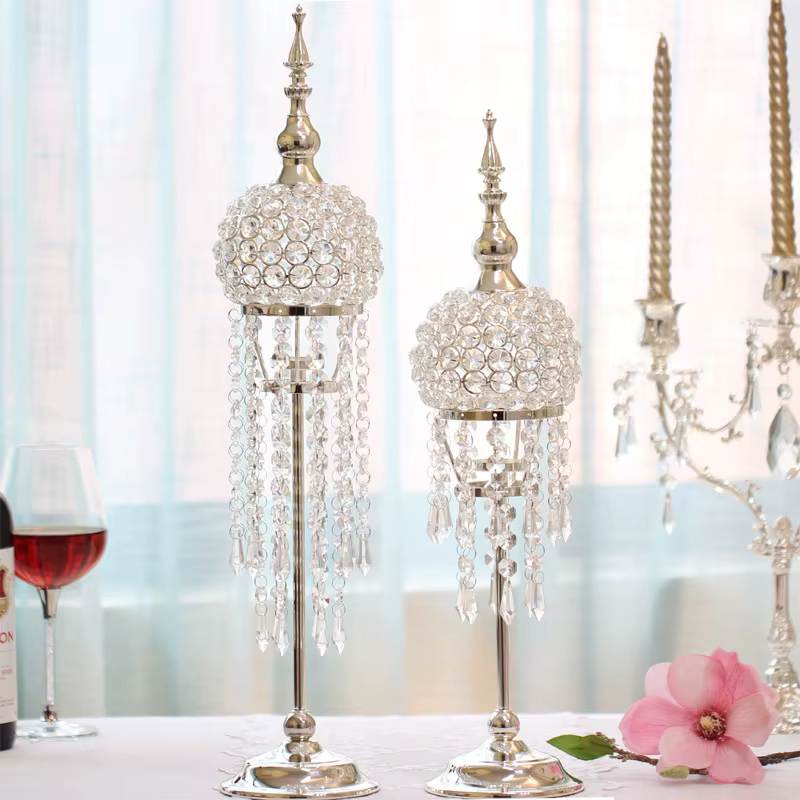 Bougie dorée en métal ci-après, pièce maîtresse de table en cristal, fleur rigour, plomb de route T1