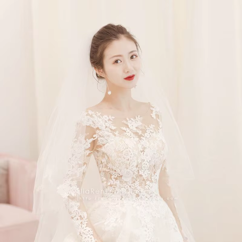 Robe de mariée à lacets brodée, robe de Rhprincesse, manches longues, robe personnalisée, classique,