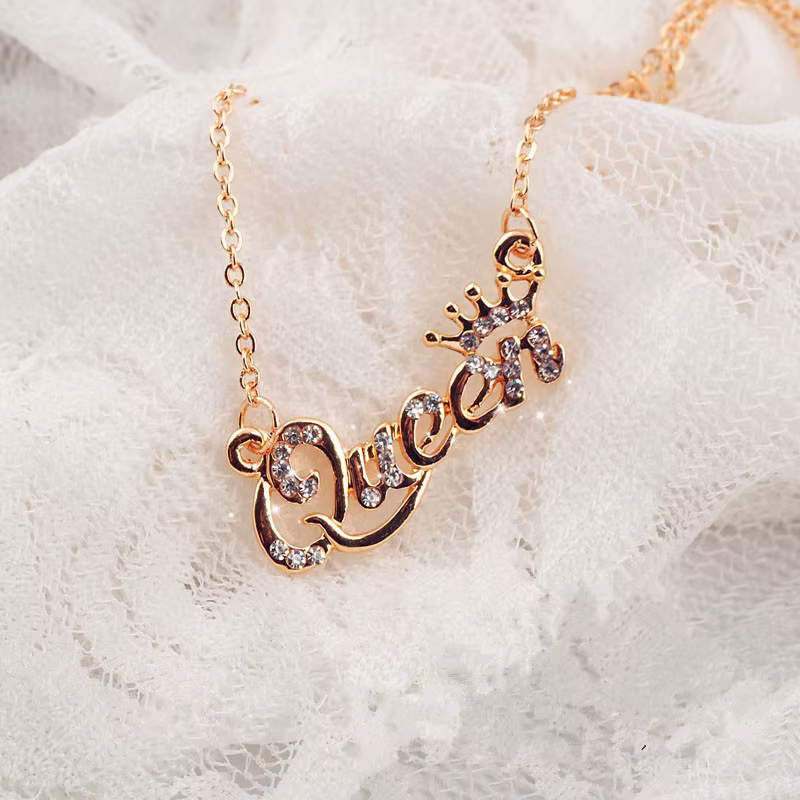 Collier en or avec couronne de reine pour femme, bijoux fantaisie pour fille, cadeaux d'anniversaire