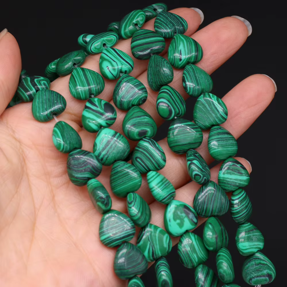 Pierres semi-précieuses en Malachite naturelle en forme de cœur, perles pour la fabrication de bijou