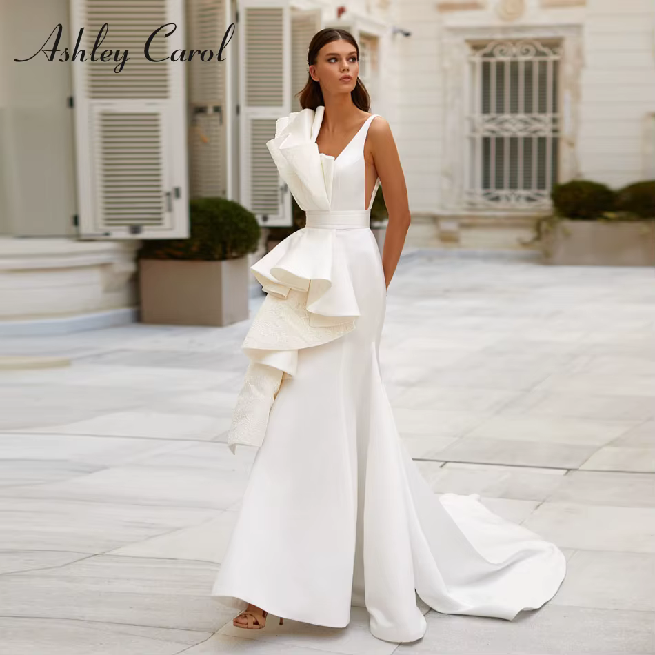Ashley Carol-Robe de Mariée Sirène en Satin, Élégante, Col en V, Poignées Amovibles, Ceinture à Vola