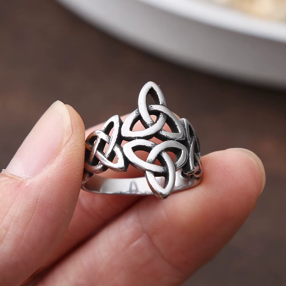 Triquetra celtique noeud anneau acier couleur nordique acier inoxydable Viking anneau hommes et femm