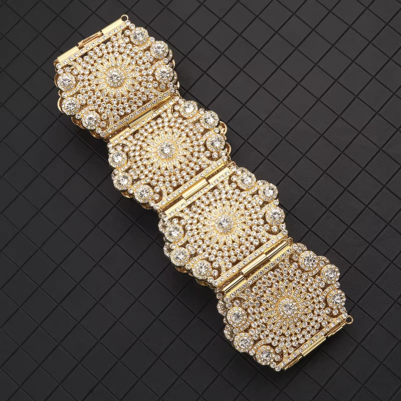 Ceinture de robe de mariée aristocratique luxueuse de couleur or avec ceinture en métal marocain sci