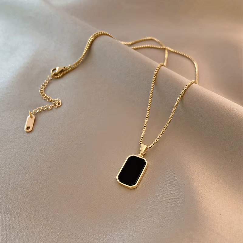 DIEYURO – pendentif rectangulaire minimaliste en acier inoxydable 316L, collier coréen en époxy noir