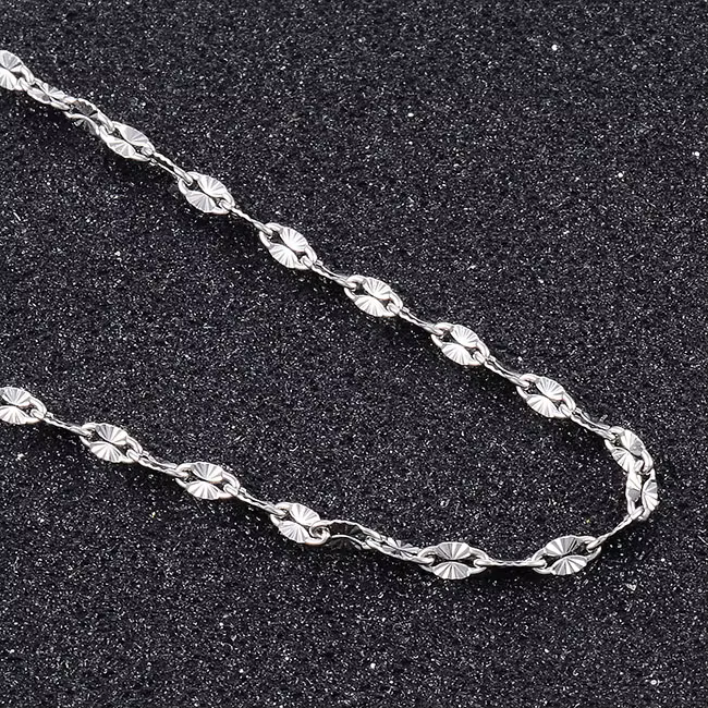 Collier en acier inoxydable pour femmes, bijoux personnalisés à la mode, peut être vendu en gros, of
