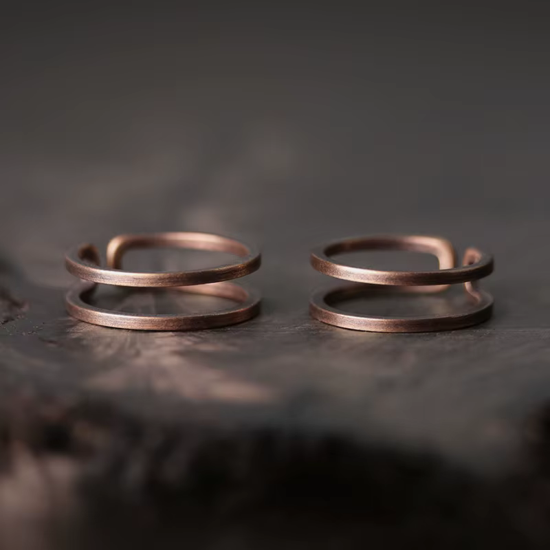 Bague en cuivre massif faite à la main, processus de conception spécial, taille noire réglable, rue 