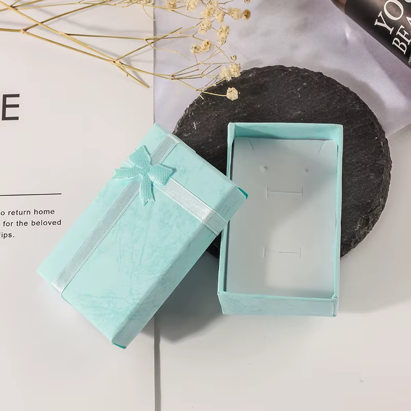 Petites boîtes carrées en papier pour boucles d'oreilles, pendentifs, colliers, coffrets cadeaux de 