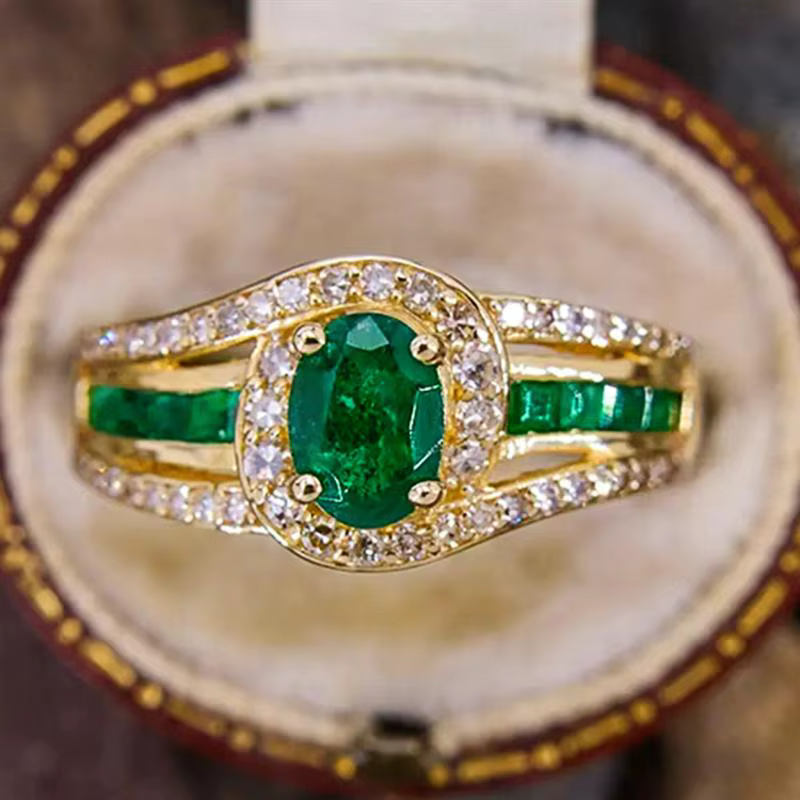 Huitan – bague de luxe couleur or pour femmes, incrustée de CZ vert vif, accessoires élégants pour m