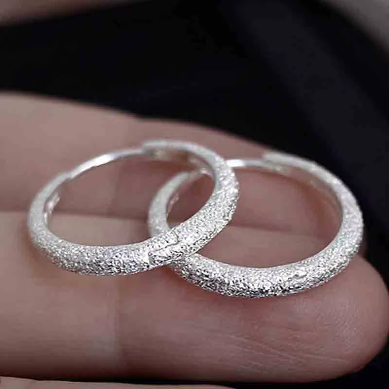 Boucles d'oreilles créoles en métal couleur argent brillant pour femmes, bijoux de fiançailles et de