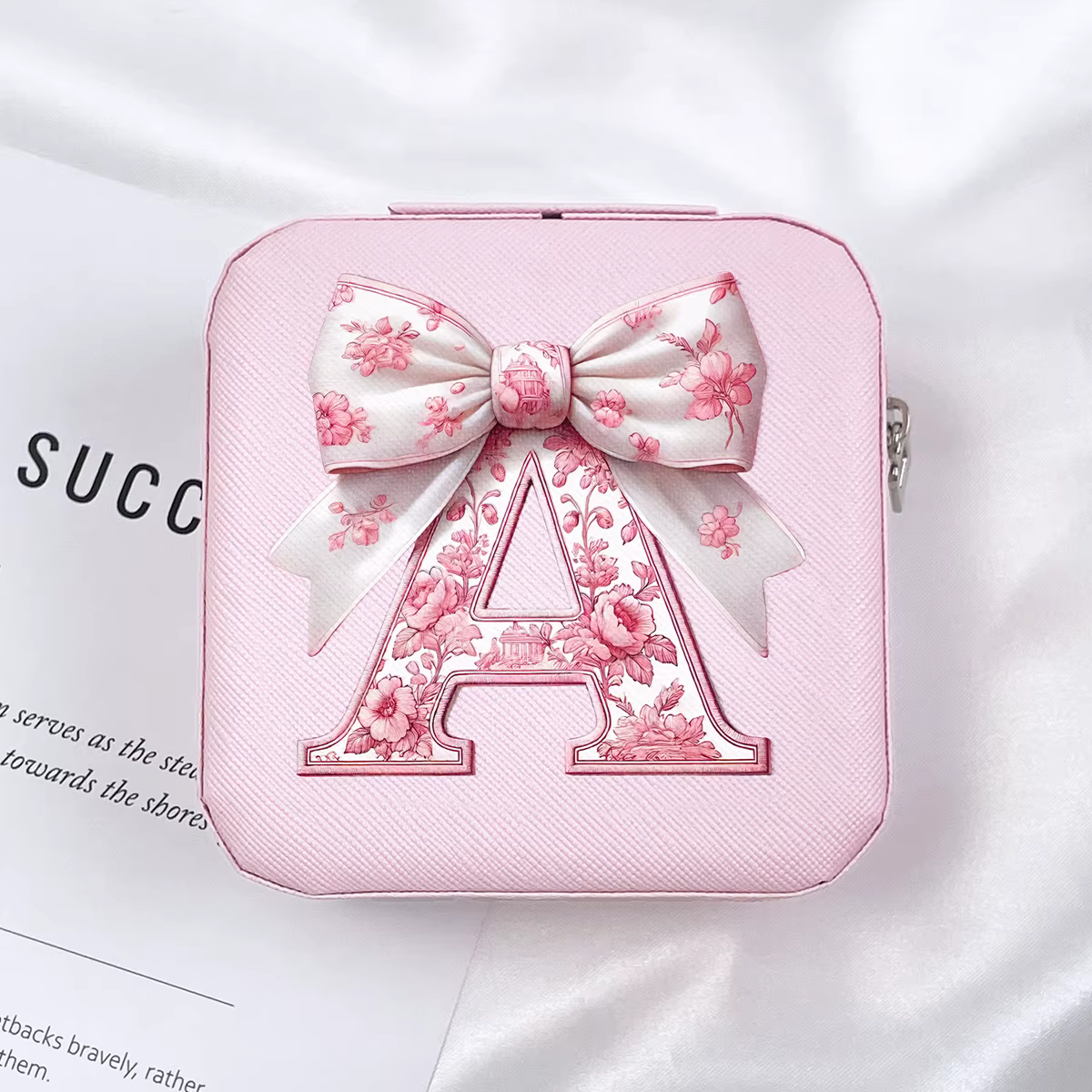 Boîte à bijoux personnalisée en forme d'alphabet et de fleurs, boîtes à bagues, étui à bijoux en cui