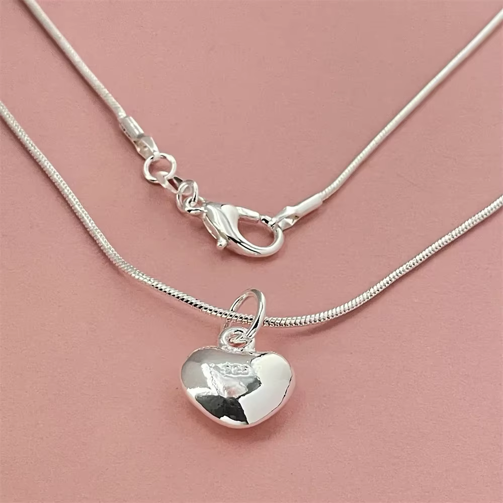 Bijoux de créateur en argent sterling 925, adorable pendentif en forme de cœur avec chaîne en os de 