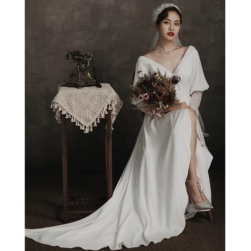 Robe de mariée légère blanche Simple, col en v, Super fée Hepburn, amincissante, rétro coréenne, cér