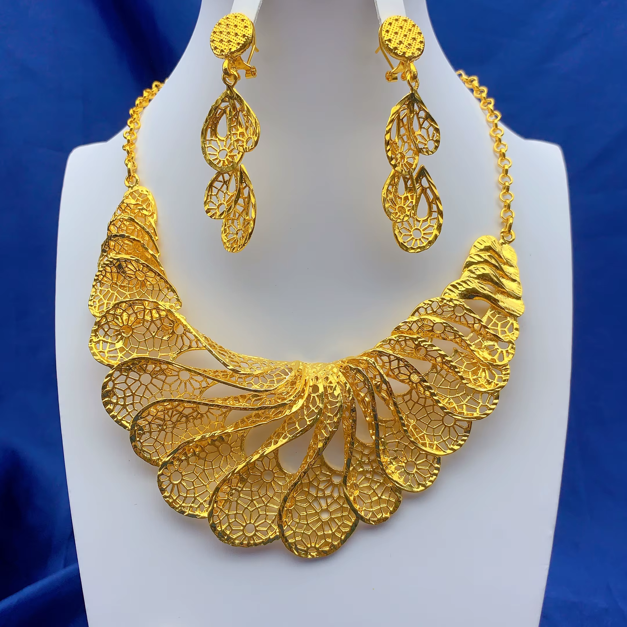 Dubaï indien africain grand collier boucles d'oreilles ensemble de bijoux pour femmes 24K plaqué or 