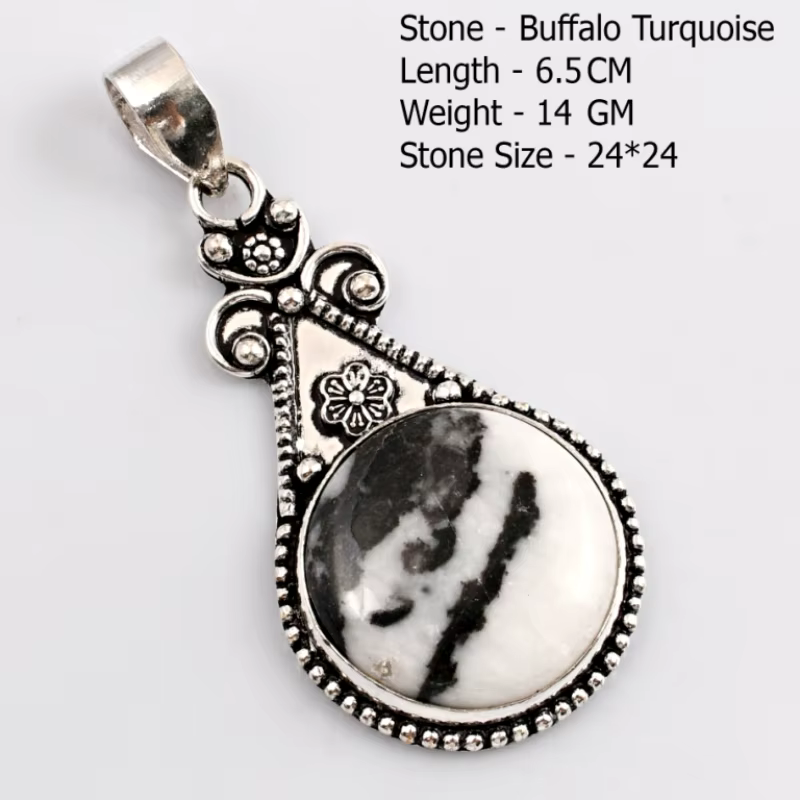Pendentif de bijouterie fantaisie en pierres naturelles : Pierre de lune, Labradorite, Jaspe, Agate,