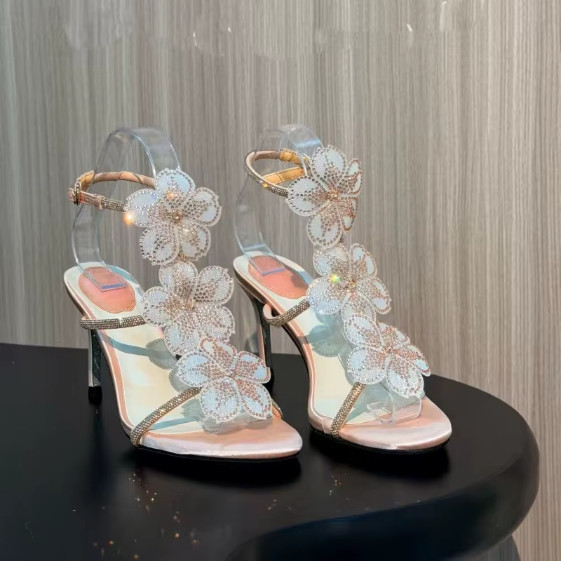 Sandales à talons hauts Champagne 3D à fleurs et strass 2026, à bout ouvert, avec bride de cheville 