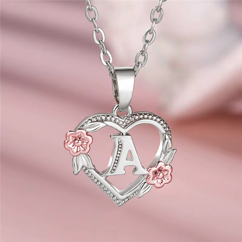 Mignon femme A-Z lettre fleur pendentif collier couleur argent bijoux de mariage cadeau pour les fem