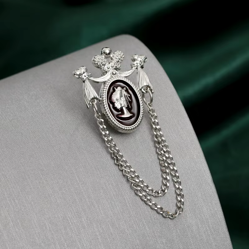 Vintage gland chaîne épinglettes broche beauté tête couronne Badge costume collier mode bijoux broch