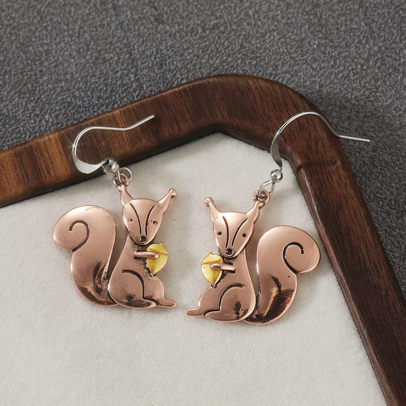Boucles d'oreilles en forme d'écureuil, faites à la main, fraîches et mignonnes, polyvalentes, pour 