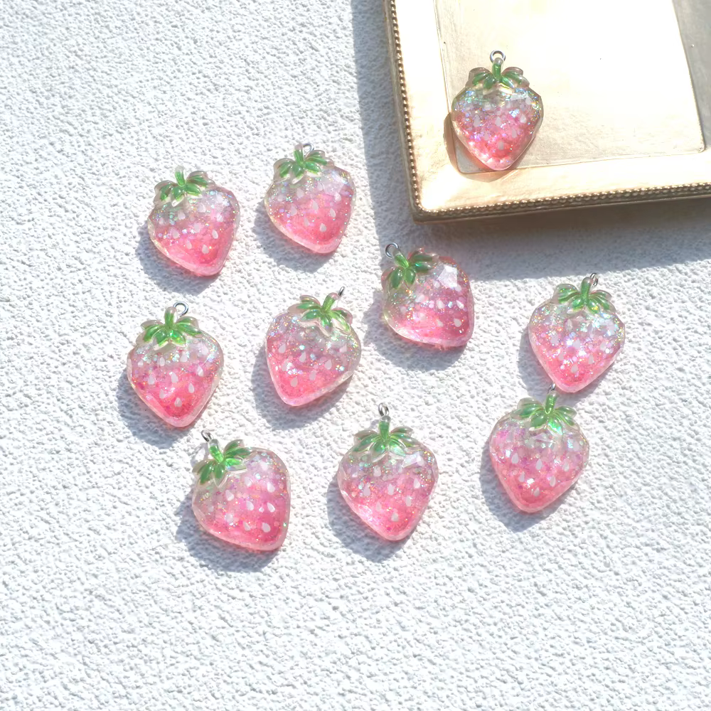 Breloques fraises mignonnes, fabrication de bijoux, boucles d'oreilles, Bracelet, pendentif, accesso