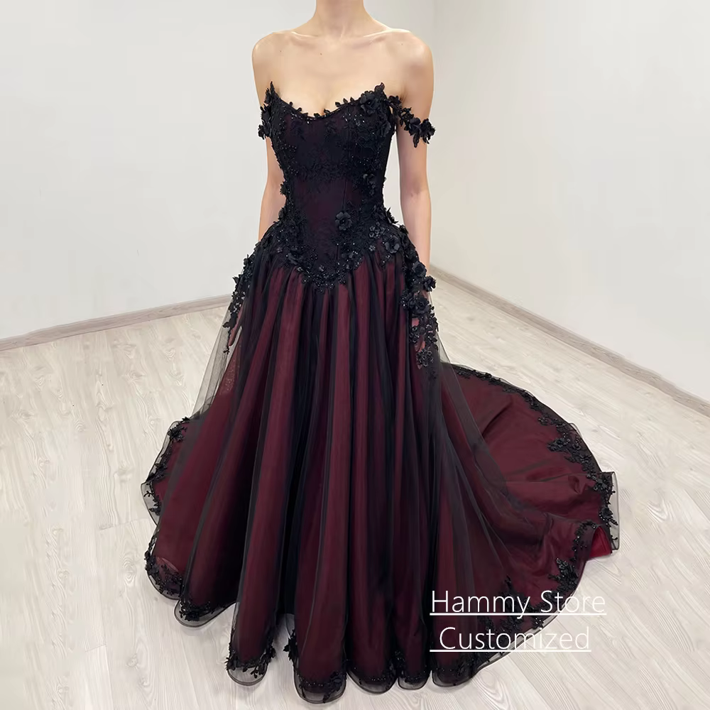 Robe de mariée gothique personnalisée, épaules dénudées, col en V, appliques florales, traîne courte