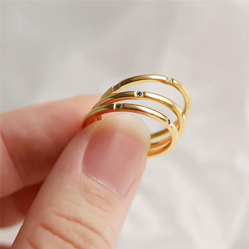 Bagues empilables en acier inoxydable plaqué or 18 carats pour femmes, bijoux colorés, super abordab