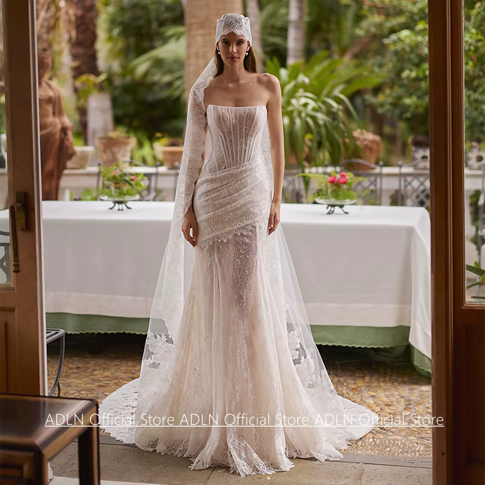 Robe de mariée personnalisée 2-en-1 sexy sans bretelles, sans manches, en dentelle, avec longue jupe