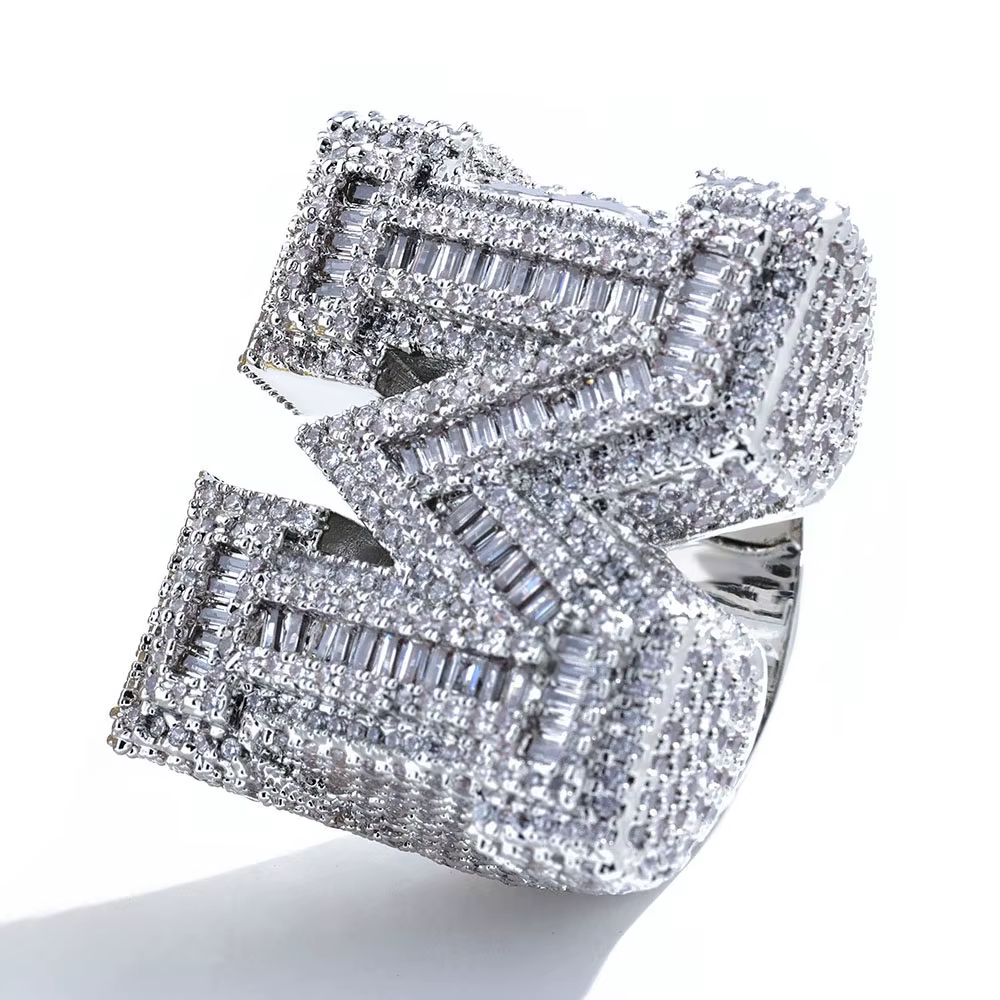 Bague Hip Hop lettre M pour hommes, mode brillante 5A, diamant en laiton, bijoux personnalisés de lu