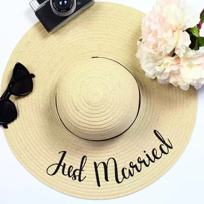 Chapeau de soleil pour future mariée, lune de miel, été, plage, Destination de mariage, enterrement 
