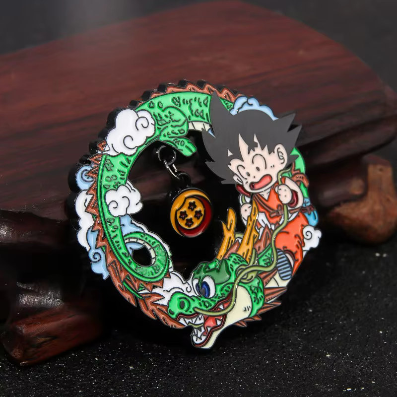 Badge en métal Dragon Ball, Goku à quatre étoiles montant sur le dragon en forme d'anneau, broche de