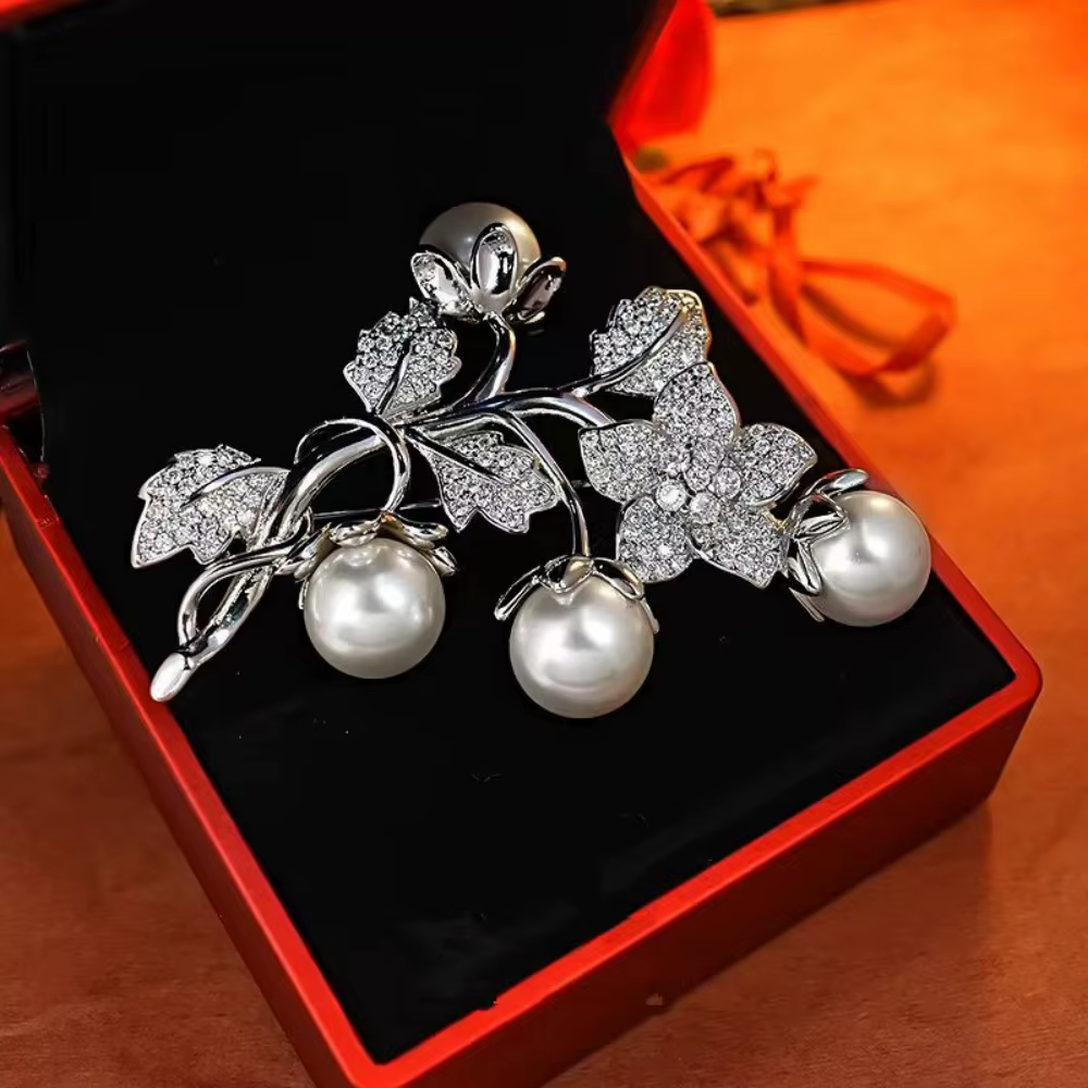 Broche Vintage en perles d'imitation de diamant d'eau de vigne de fleur scintillante, accessoires de