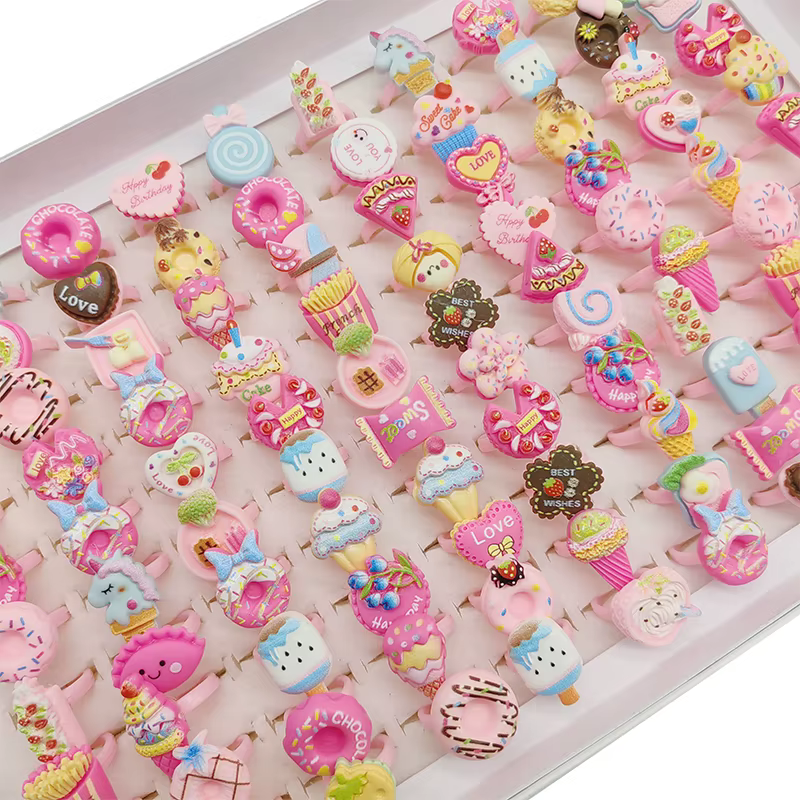 30/100 pcs/Lot en gros nouveau mignon enfants bagues fête rose bonbons crème glacée beignets gâteau 