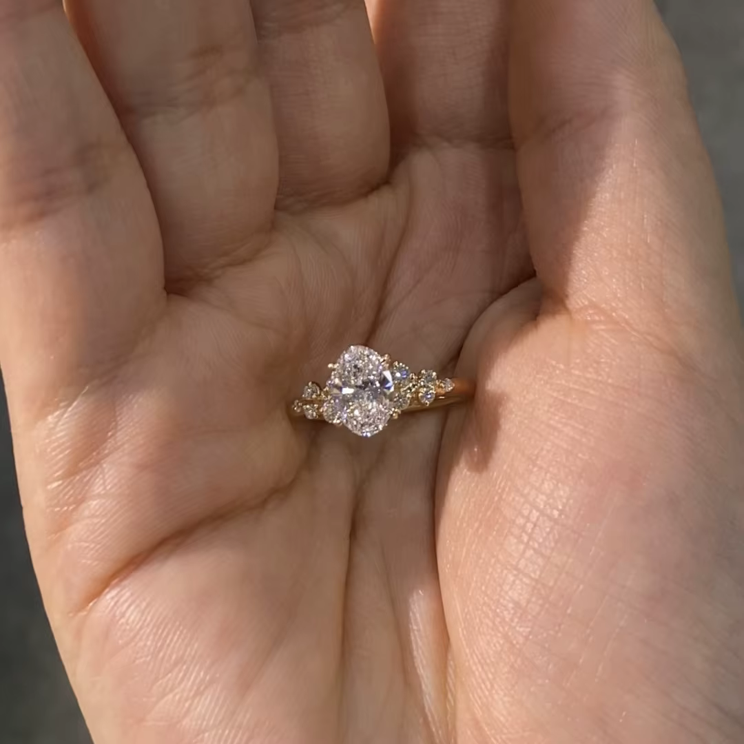 Bague de fiançailles ovale avec incrustation de diamants éblouissants, nouvelle collection, bagues d