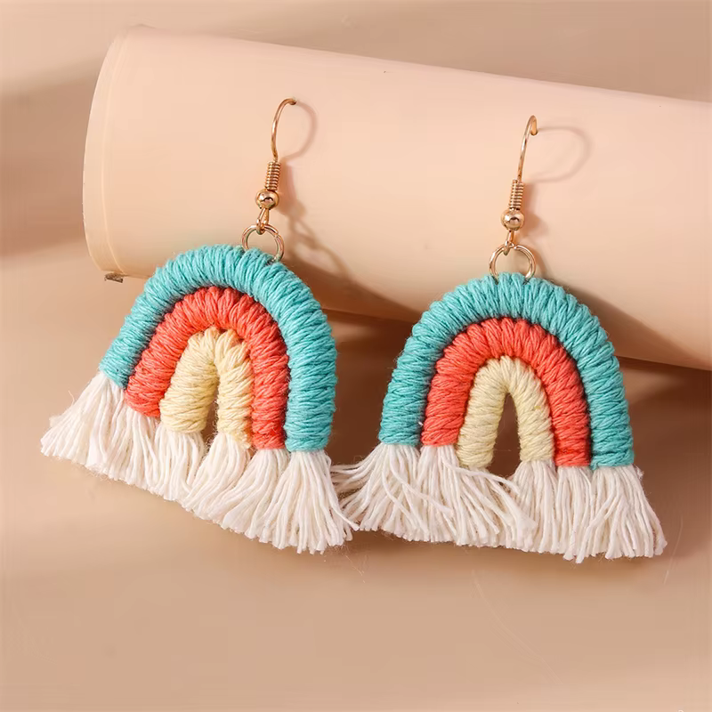 Boucles d'oreilles pendantes arc-en-ciel pour femmes, faites à la main, tricotées, bijoux de fête po