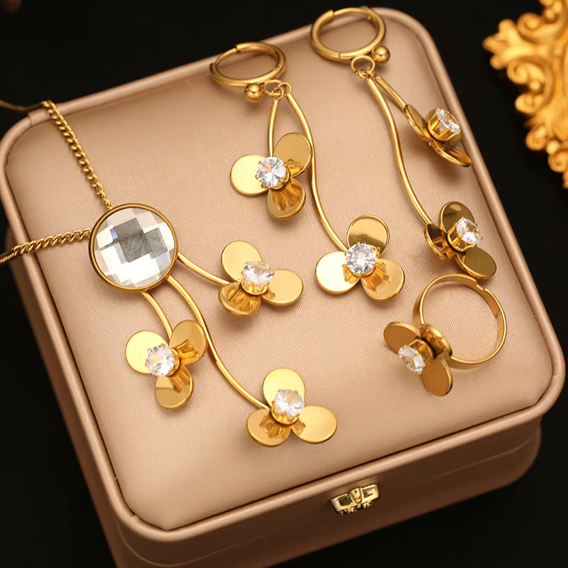 EILIECK – collier carré à nœud papillon en acier inoxydable, cristal bleu délicat, zircone, boucles 