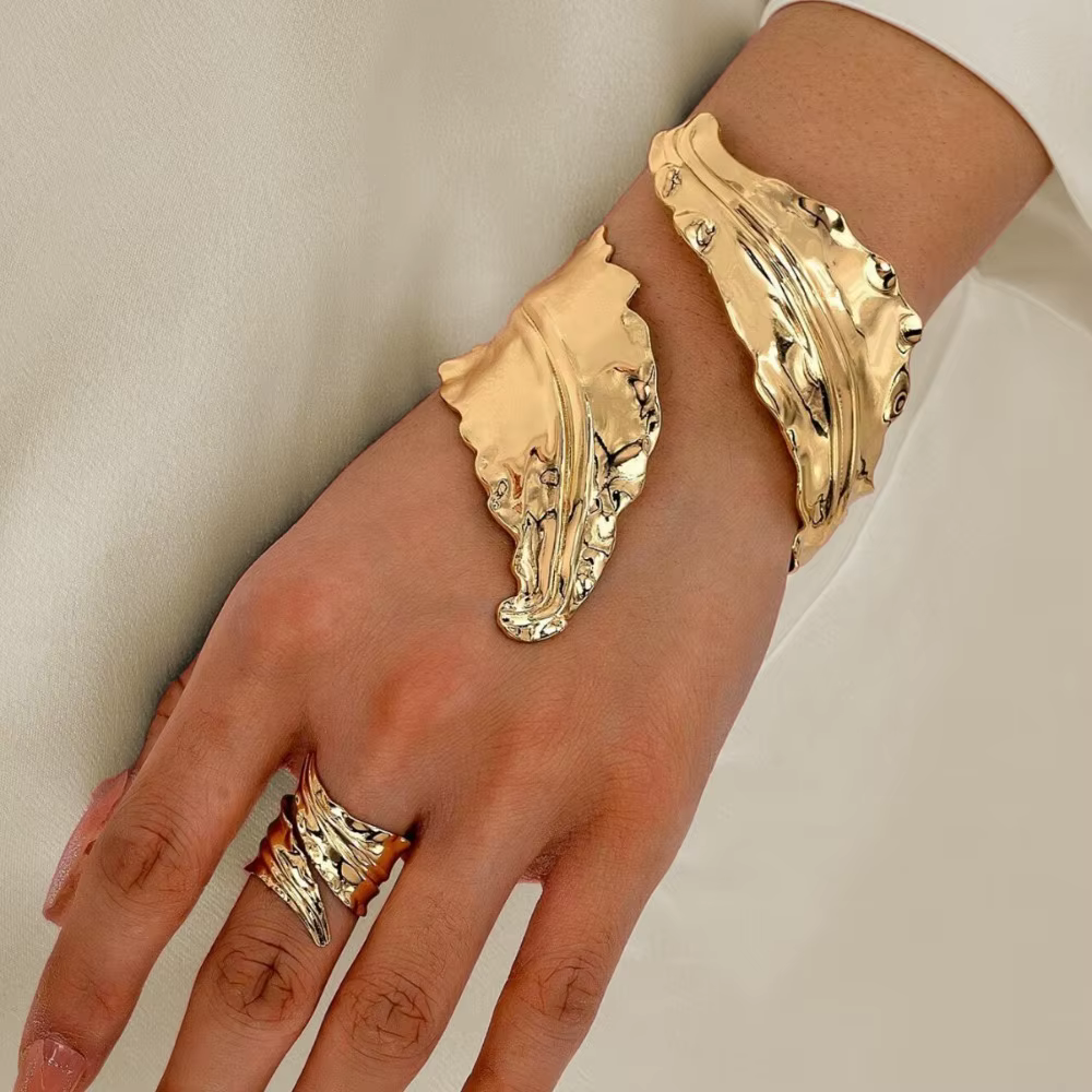 Bracelet Vintage à feuilles plissées, ouverture en spirale, ensemble de bagues réglables pour femmes