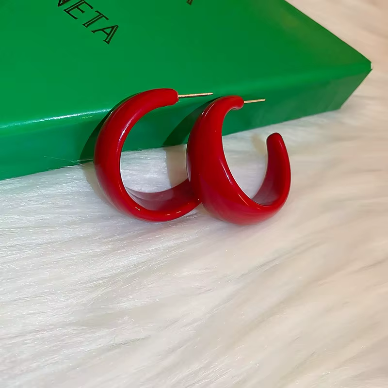Boucles d'oreilles pendantes en résine de 25 mm de large en forme de C pour femme, style rock hyperb