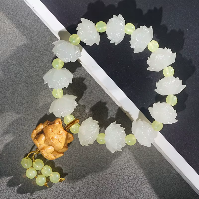 Bracelet Lotus en pierre lumineuse, bricolage, bois de santal doré, pendentif renard à neuf queues, 