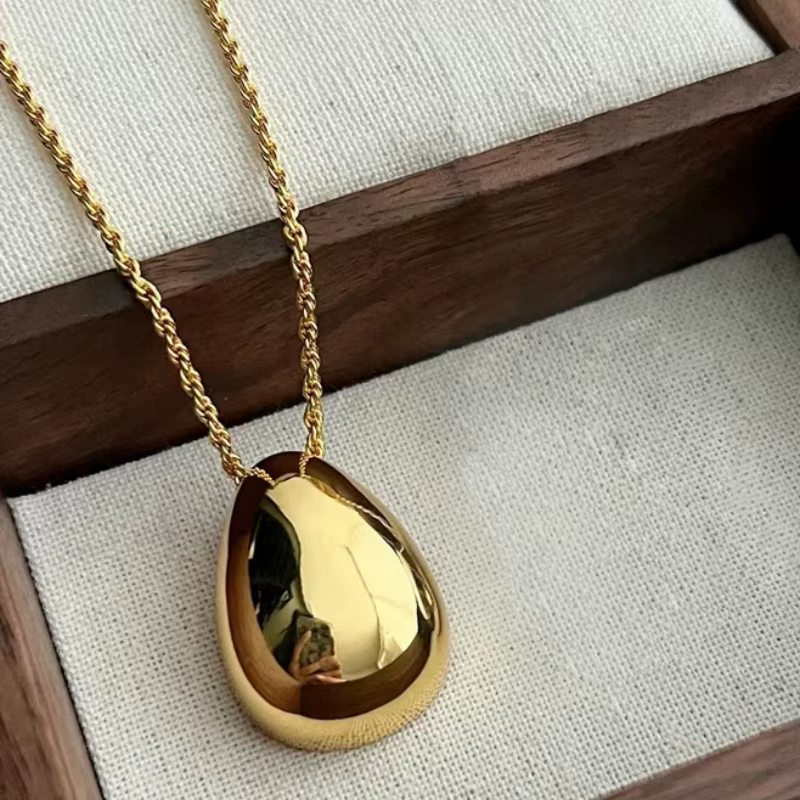 Collier avec pendentif en métal brillant pour femmes, bijoux à la mode, chaîne monocouche, cadeau, p
