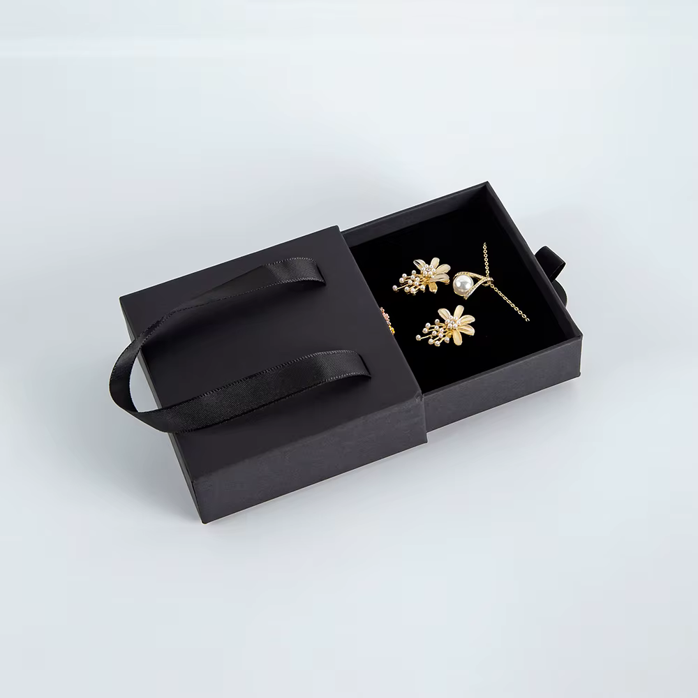 Boîte d'emballage de bijoux, boîtes à bijoux portables avec poignée en ruban, Logo personnalisé impr