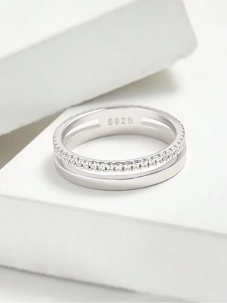 Bague classique en argent Sterling 925 pour femmes, magnifique bague en Zircon scintillant, fiançail